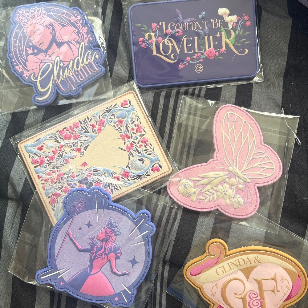 Wicked Wolfpak bag and Wicked patches - Picture 2 of 2